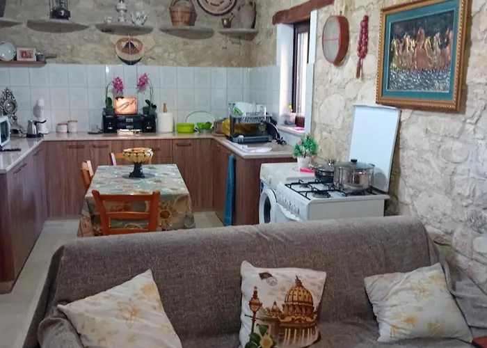 Nyaraló Traditional House